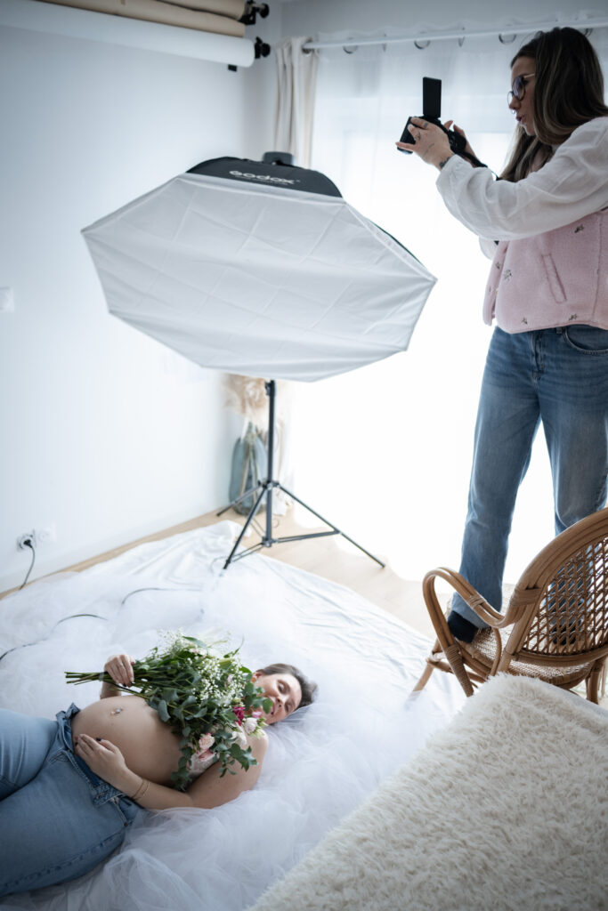 Doriane en séance photo, photographe grossesse, nouveau‑né et famille en Vendée.
